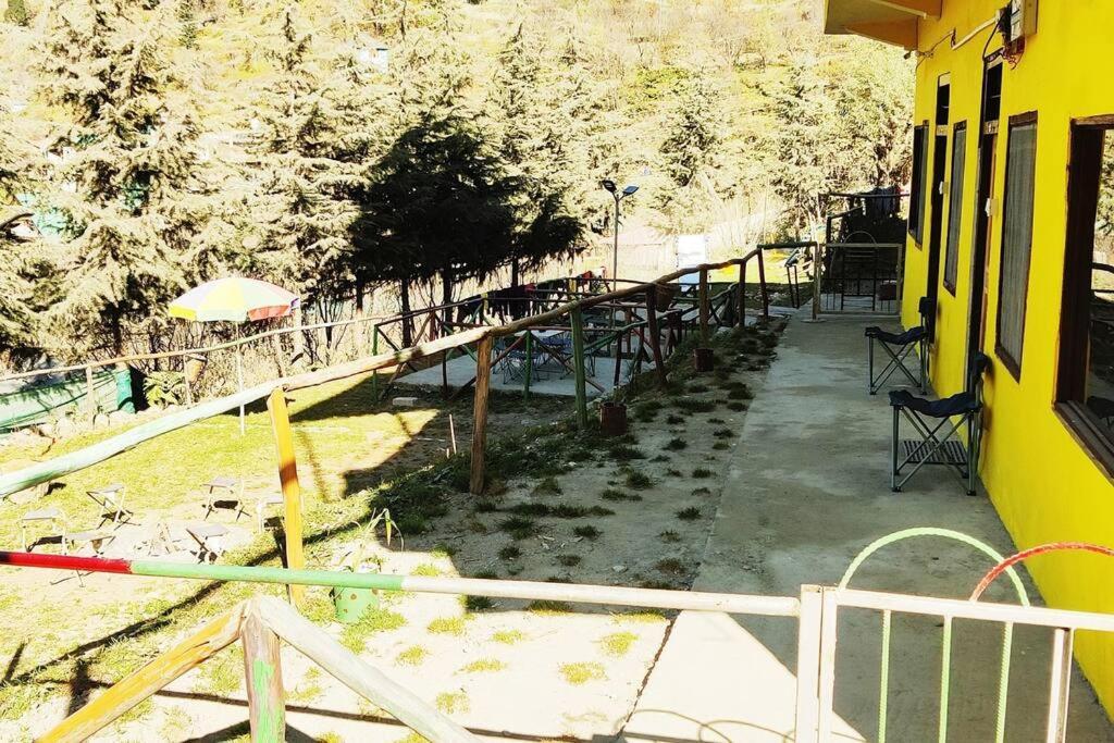 ホテル Jibhi Highness River Side エクステリア 写真